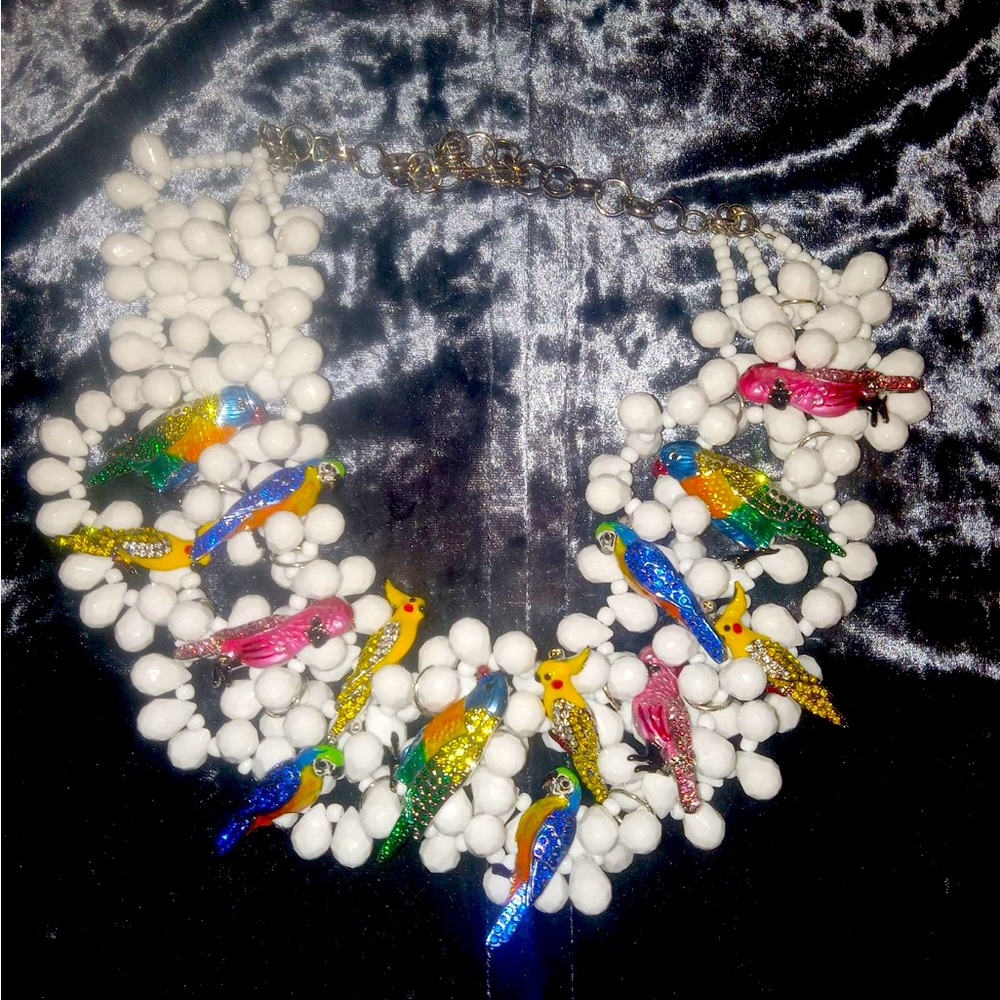 Sassy Jones Kai Necklace Bib with Dust bag.